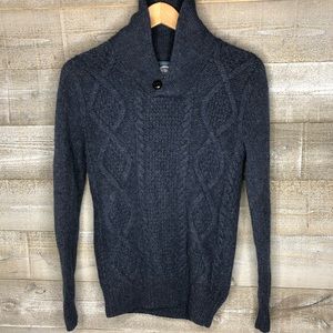 Cambridge Dry Goods navy blue lambswool blend sweater